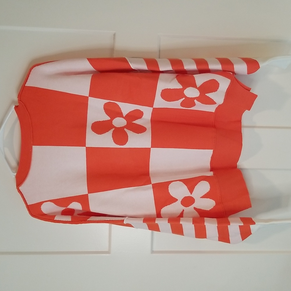 Orange and White Floral Checkered Sweater Bright Retro Soft NWT Size Large - Picture 5 of 6